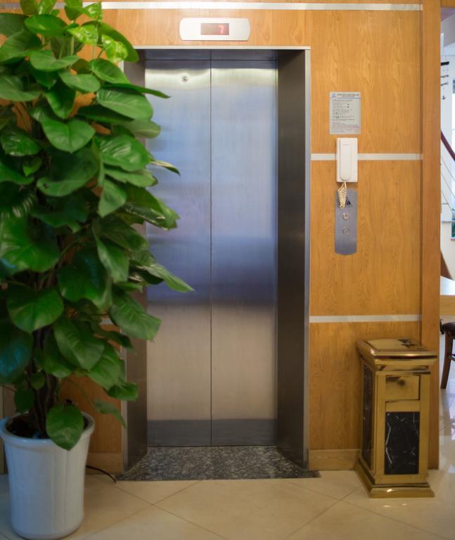 Brandi Hanoi Hotel Екстериор снимка