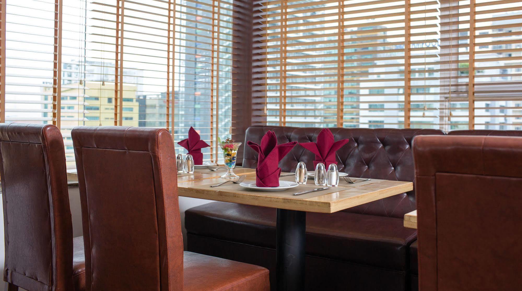Brandi Hanoi Hotel Екстериор снимка