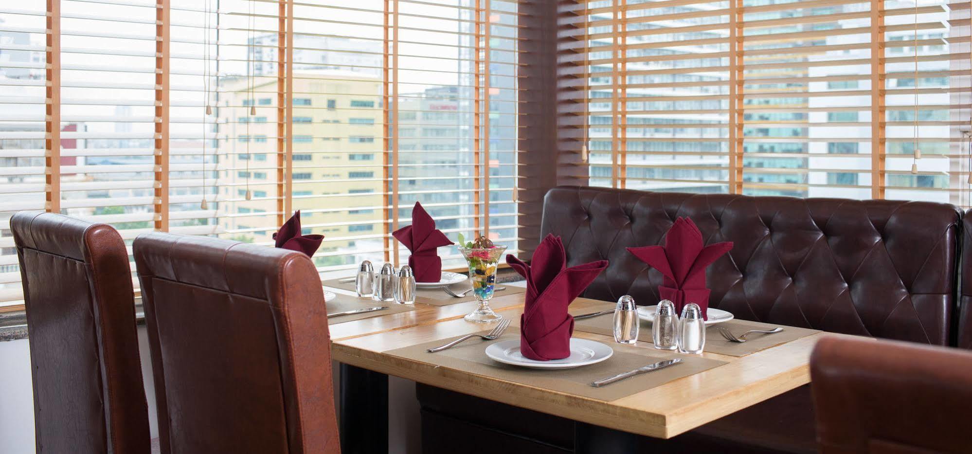 Brandi Hanoi Hotel Екстериор снимка
