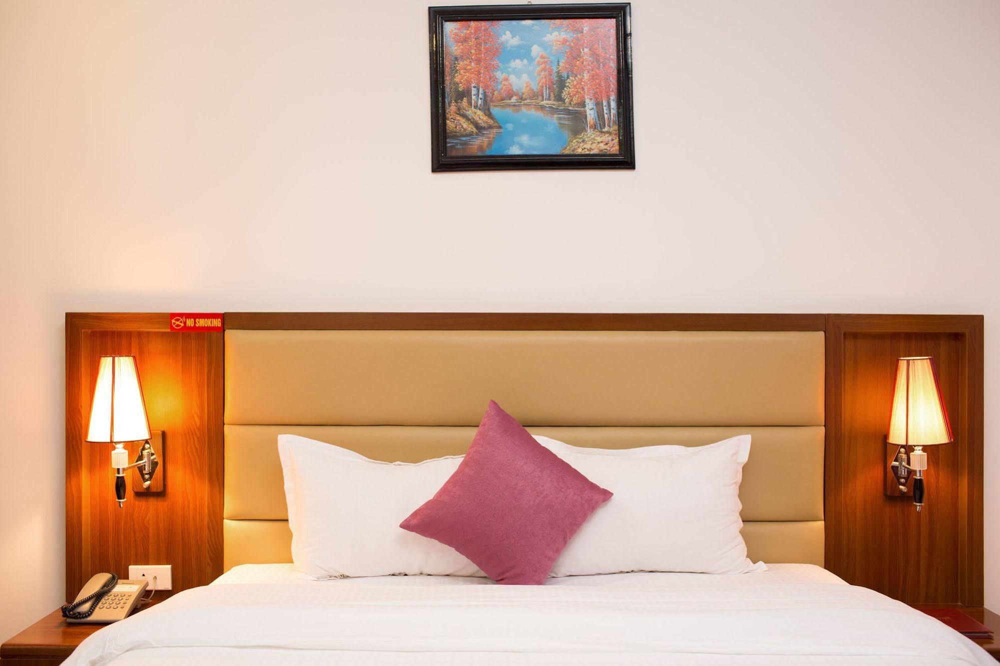 Brandi Hanoi Hotel Екстериор снимка